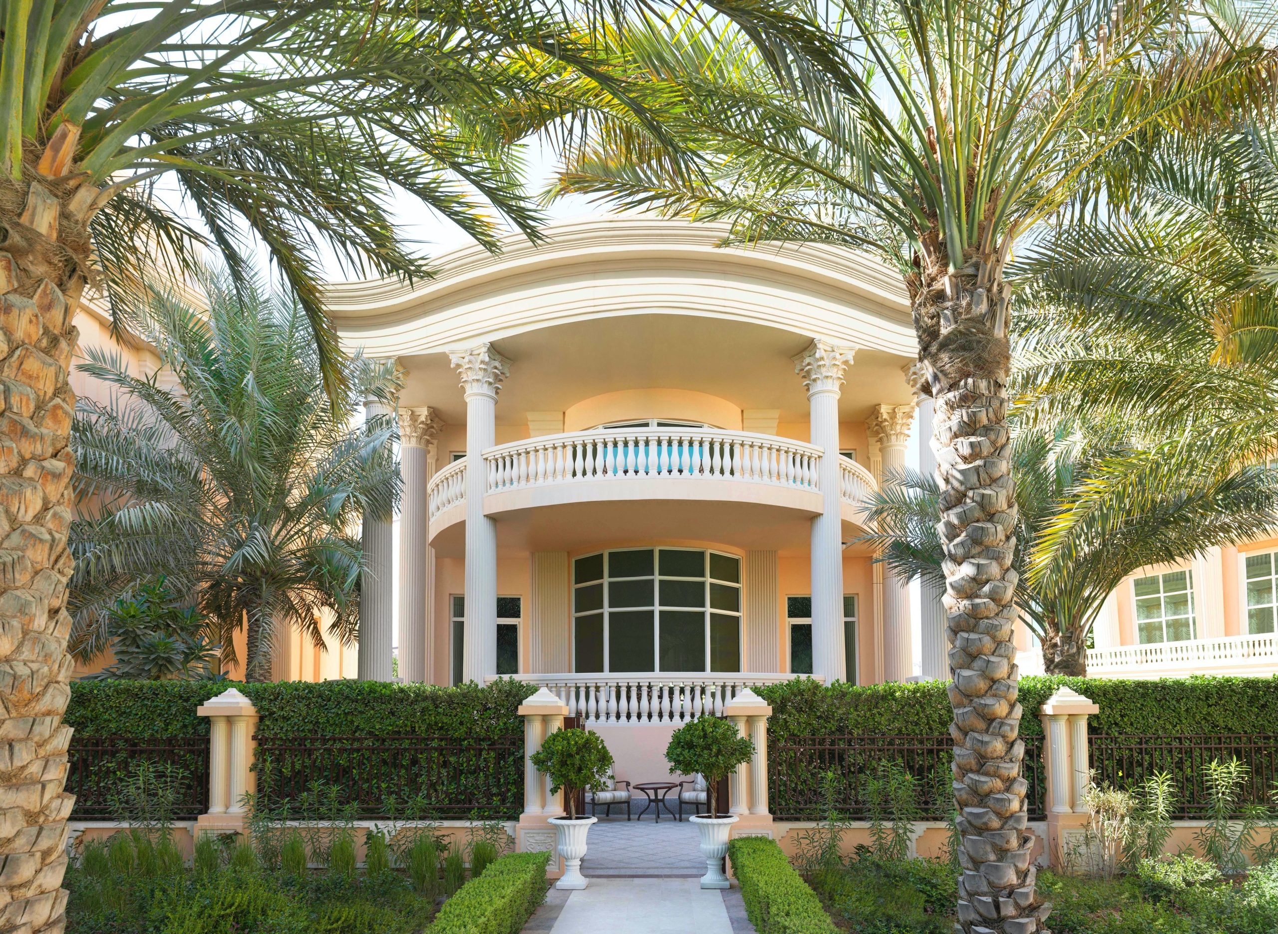 Villas In Palm Jumeirah For Sale